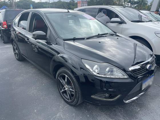 FORD FOCUS 2.0 GLX 16V GASOLINA 4P MANUAL FORD FOCUS 2.0 GLX 16V GASOLINA 4P MANUAL
